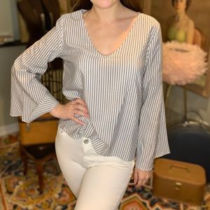 Pull & Bear White and Blue Striped Seersucker Blouse with Belle Sleeves